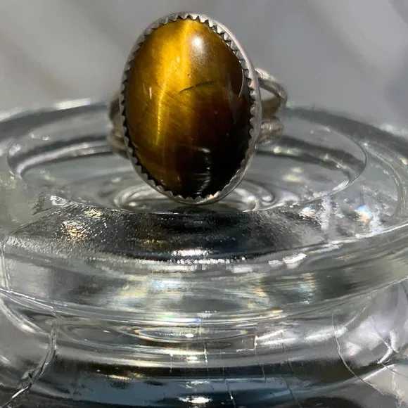 Vintage Sterling Tiger's Eye Southwest/Primitive Size 7 - Picture 6 of 15